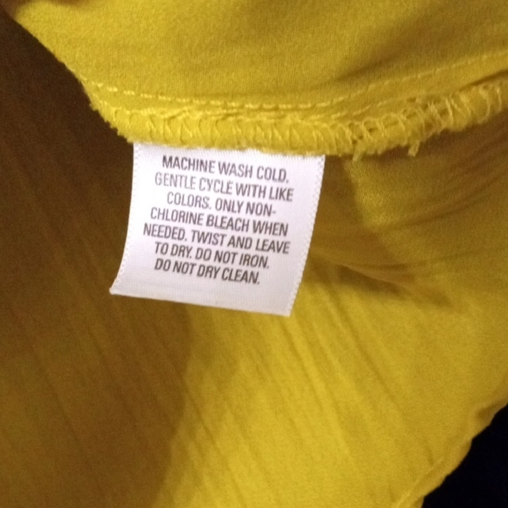 Worthington Yellow Ruffled Sleeveless Blouse - Picture 3 of 4